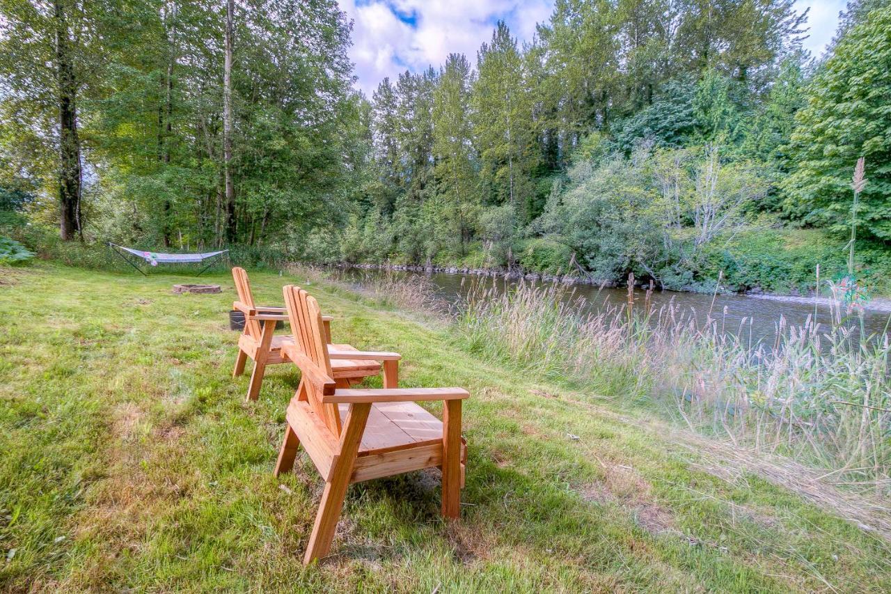 Moon River Suites #4 North Bend Eksteriør bilde